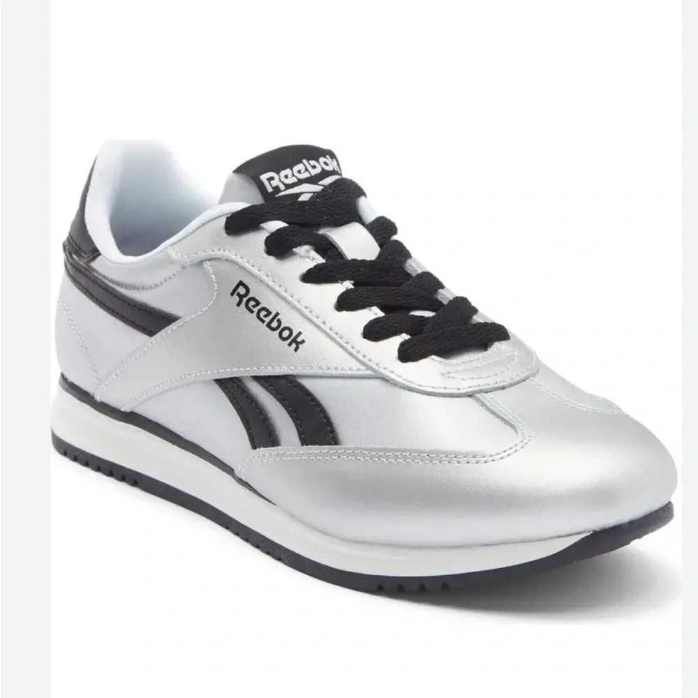 Reebok‎ World 70 Retro Sneakers Metallic Silver and Black Trainers NWT